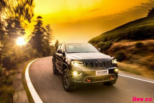 Jeep¾40ʵǰУҰɽΪɽ
