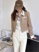 临蔻女装 精致多变 优雅随行 驾驭潮流的自信姿